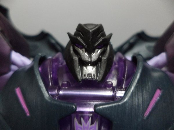Transformers Prime Dark Energon Voyager Megatron Out Of The Box Images  (2 of 13)